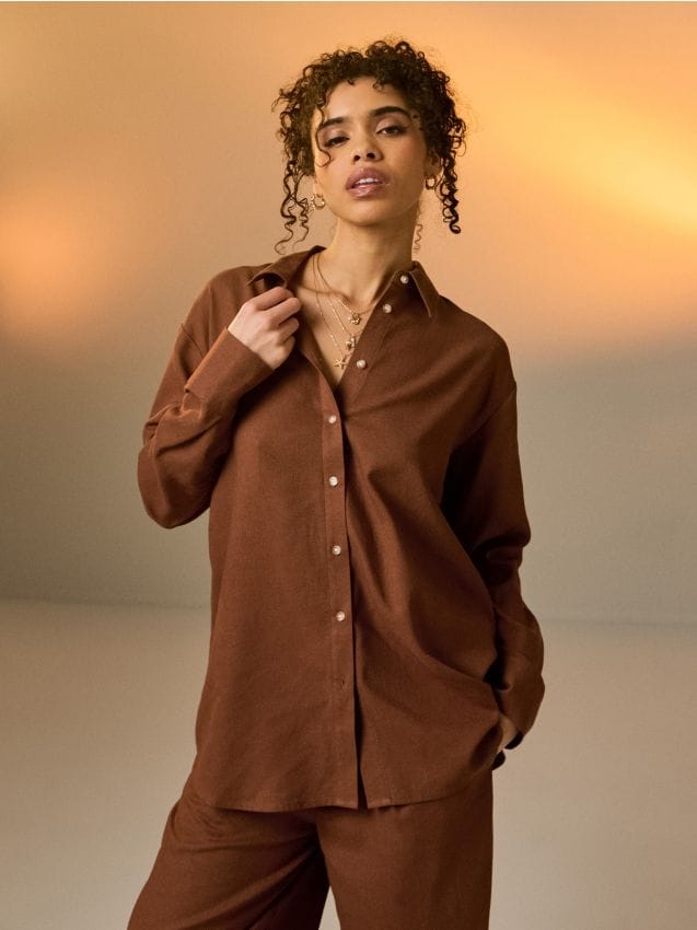 Sinsay - Cămașă oversized cu adaos de in - bej