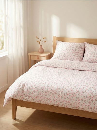 Lillemustriga voodipesu komplekt