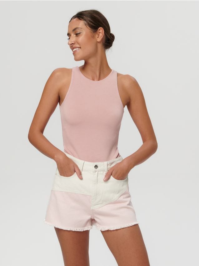 Sinsay - Pantaloni scurți high waist, din denim - multicolor
