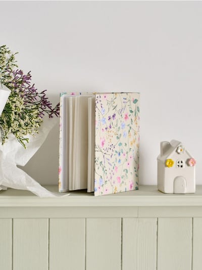 Fotoalbum lillemustriga