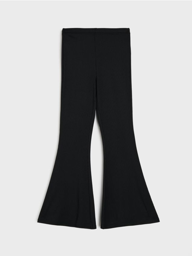Sinsay - Prążkowane legginsy flare - czarny