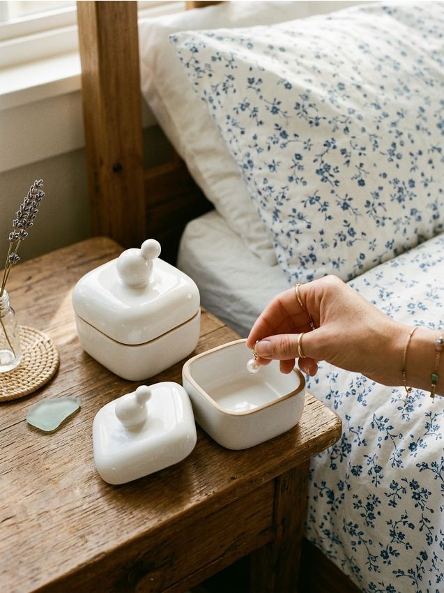 Sinsay - Recipient de depozitare din ceramică - alb