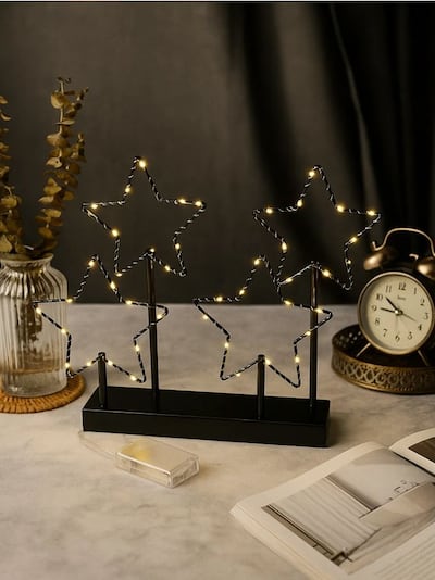 LED svetilka z zvezdicami