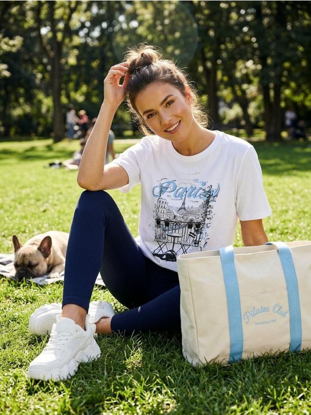 Sinsay - Bawełniana koszulka z napisem Paris - biały