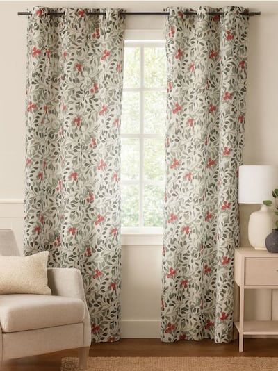 Aizkars ar ziedu rakstu