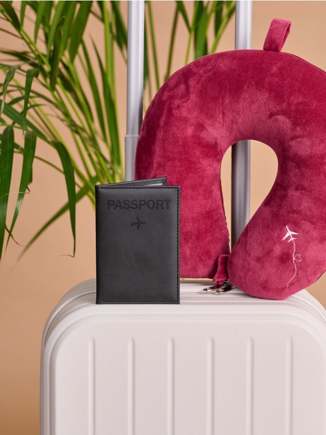 Sinsay - Puzdro na pas - čierna