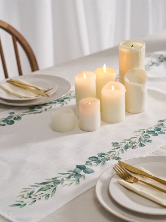 Sinsay - Traversă de masă cu motiv vegetal - alb