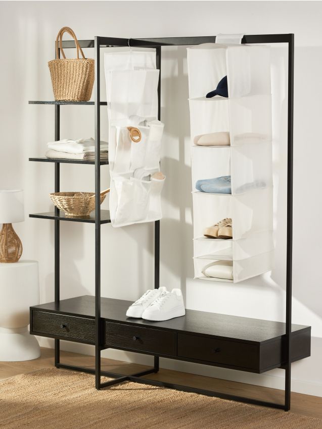 Sinsay - Organizator suspendat - alb