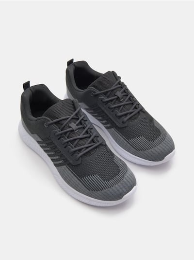 Adidași sport