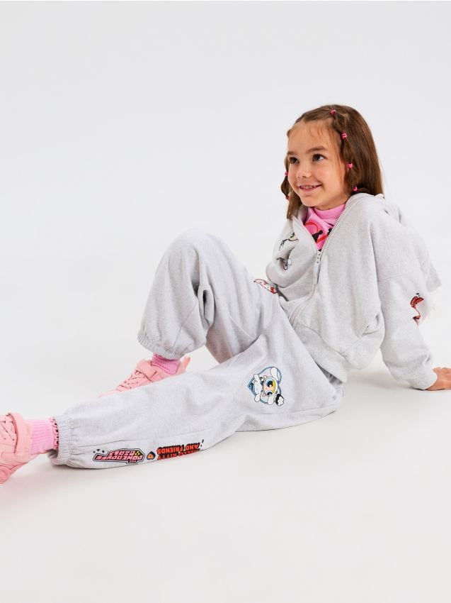 Sinsay - Pantaloni de trening tip jogger Hello Kitty and Friends x Powerpuff Girls - gri deschis