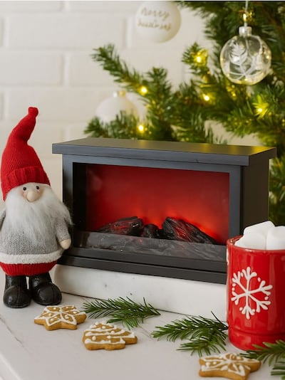 LED декорація у формі каміна