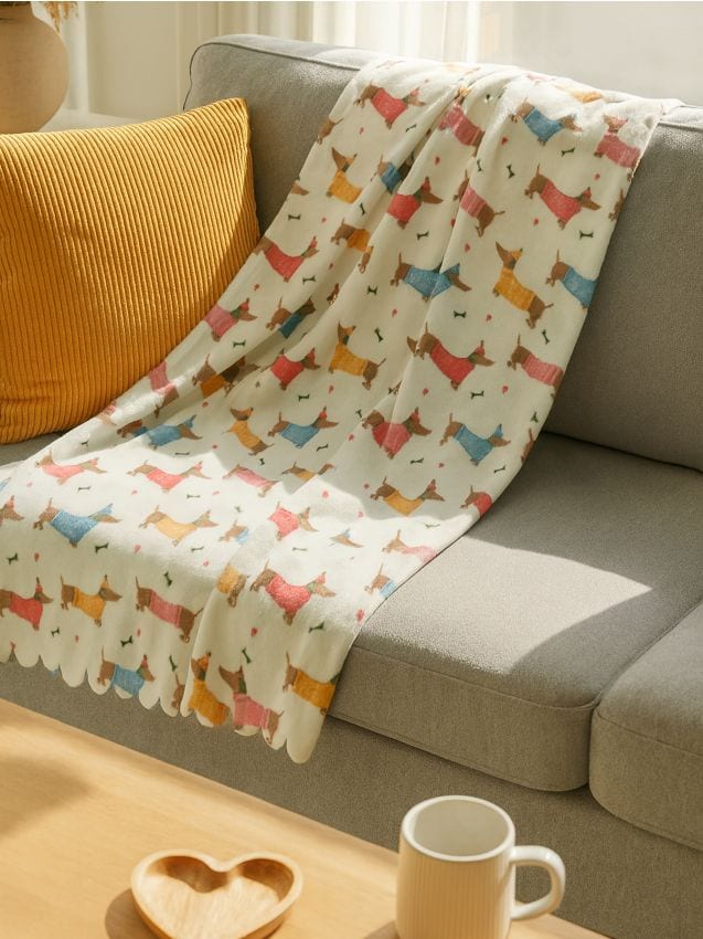 Sinsay - Pătură cu model cu inimioare - multicolor