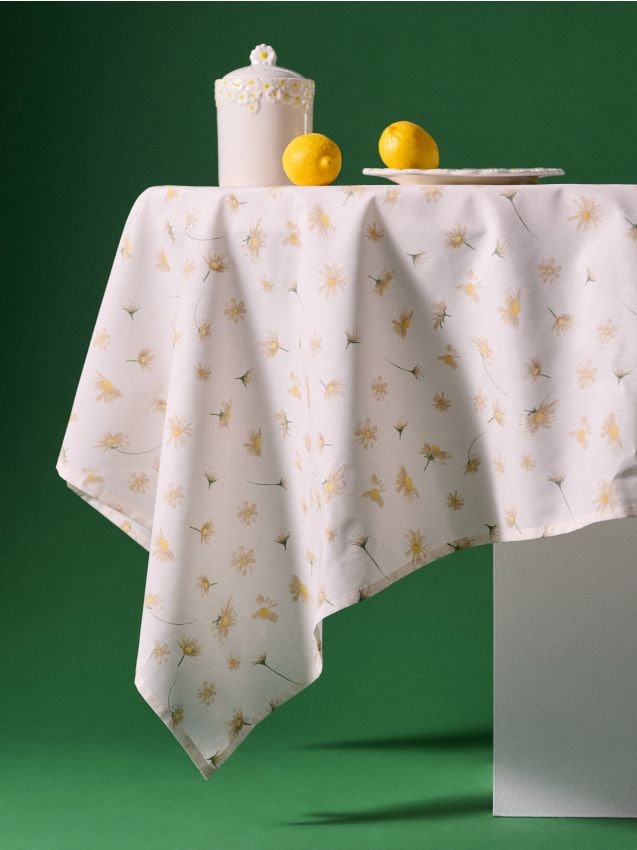 Sinsay - Față de masă cu motiv de margarete - crem