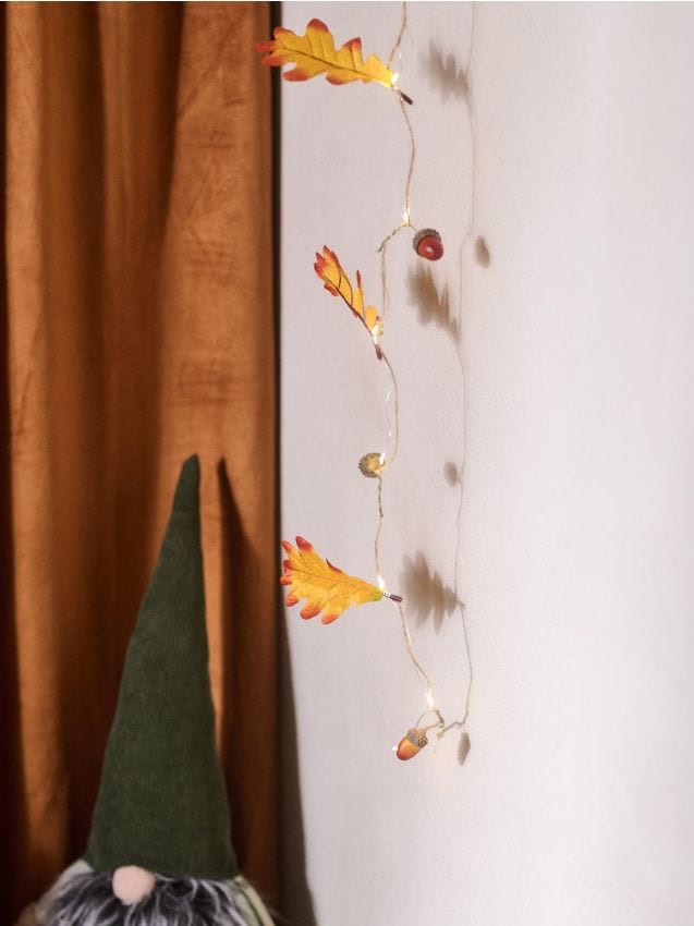 Sinsay - LED girlanda - mandarínková