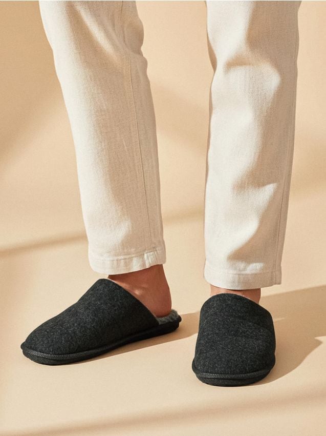 Sinsay - Papuče s umelým kožuchom - tmavosivá