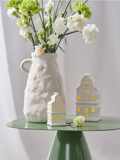 Ceramiczna lampka LED w kształcie domku