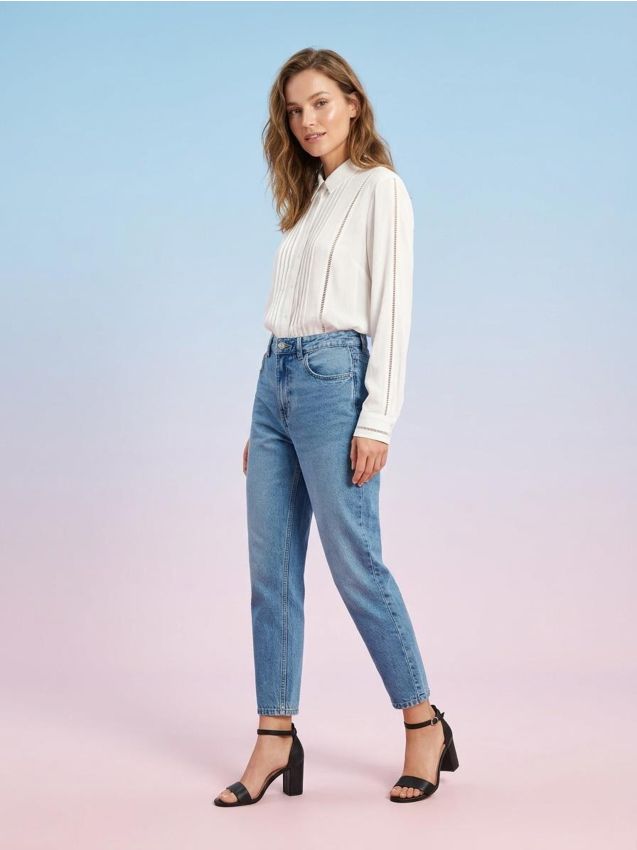 Sinsay - Cămașă regular fit din viscoză cu inserții ajurate - crem