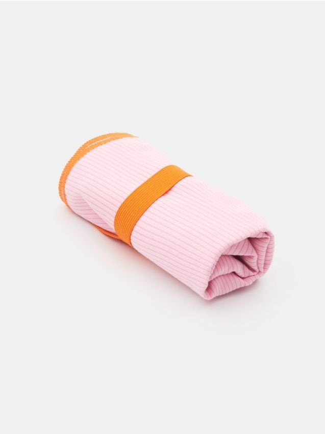 Sinsay - Prosop cu uscare rapidă - roz