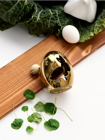 Πασχαλινή βάση για κερί σε σχήμα αυγού με σχέδιο κουνελάκι