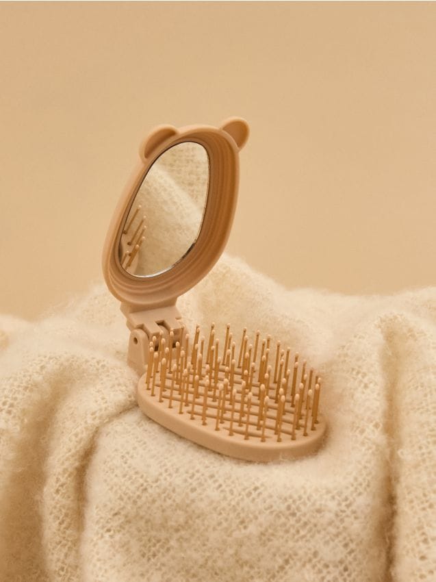 Sinsay - Kefa na vlasy so zrkadielkom - béžová