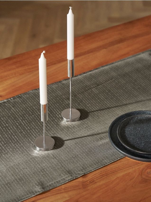 Sinsay - Behúň na stôl - strieborná