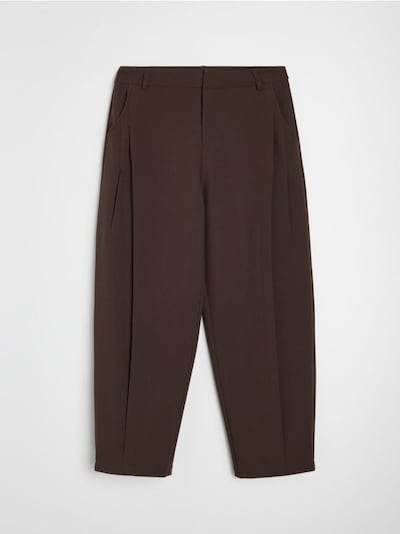 Barrel leg pantalone sa dodatkom viskoze