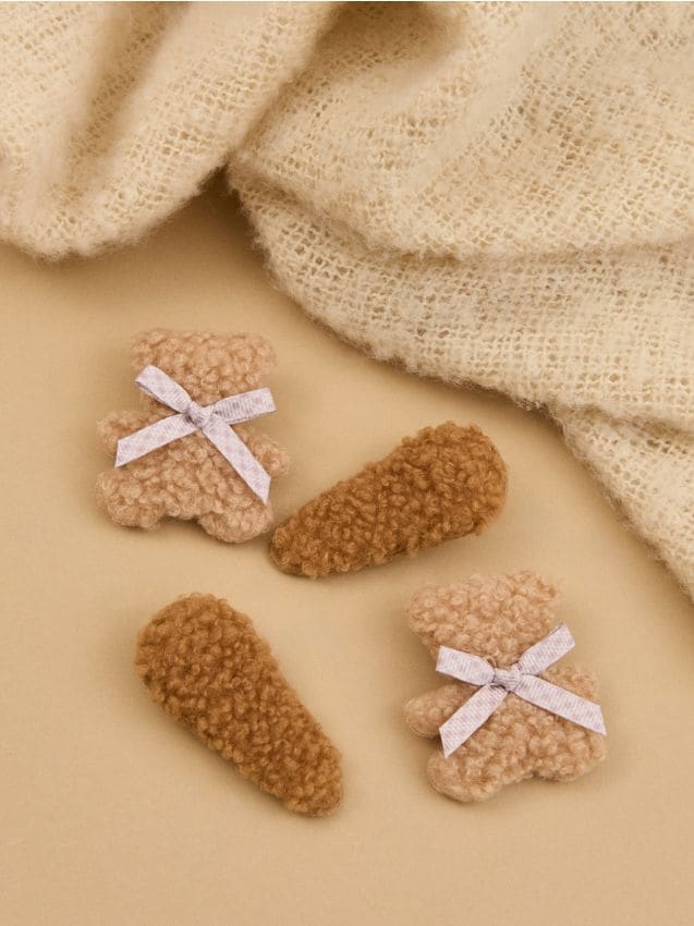 Sinsay - Plyšové sponky do vlasov 4 pack - kávová