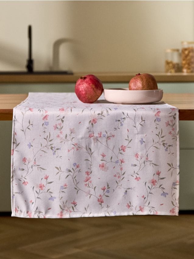 Sinsay - Behúň na stôl s rastlinným vzorom - biela