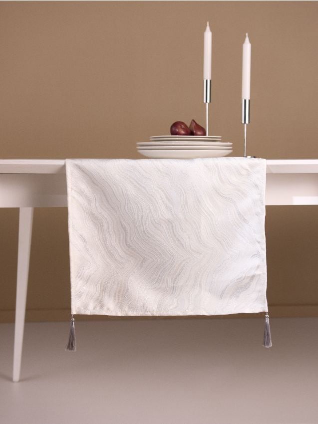 Sinsay - Behúň na stôl - strieborná