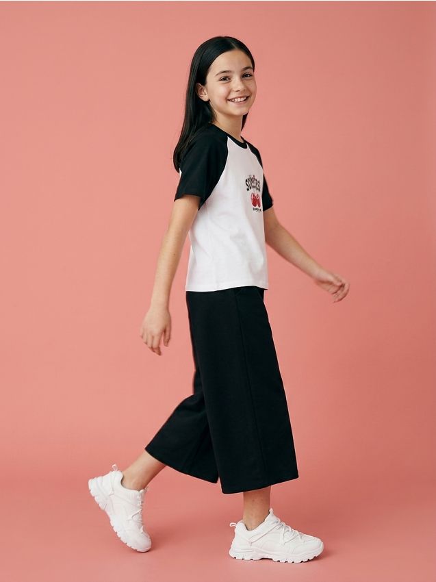 Sinsay - Pantaloni scurți bermude oversize - negru