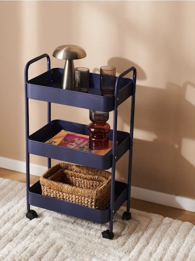 Триетажен рафт на колела