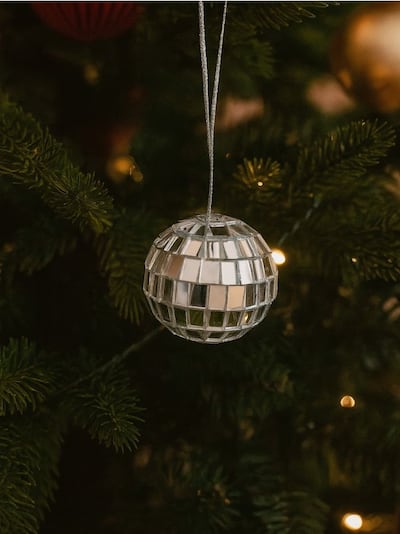 24 darabos karácsonyfadísz gömb szett