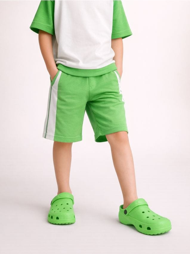 Sinsay - Saboți cu bareta la călcâi - verde