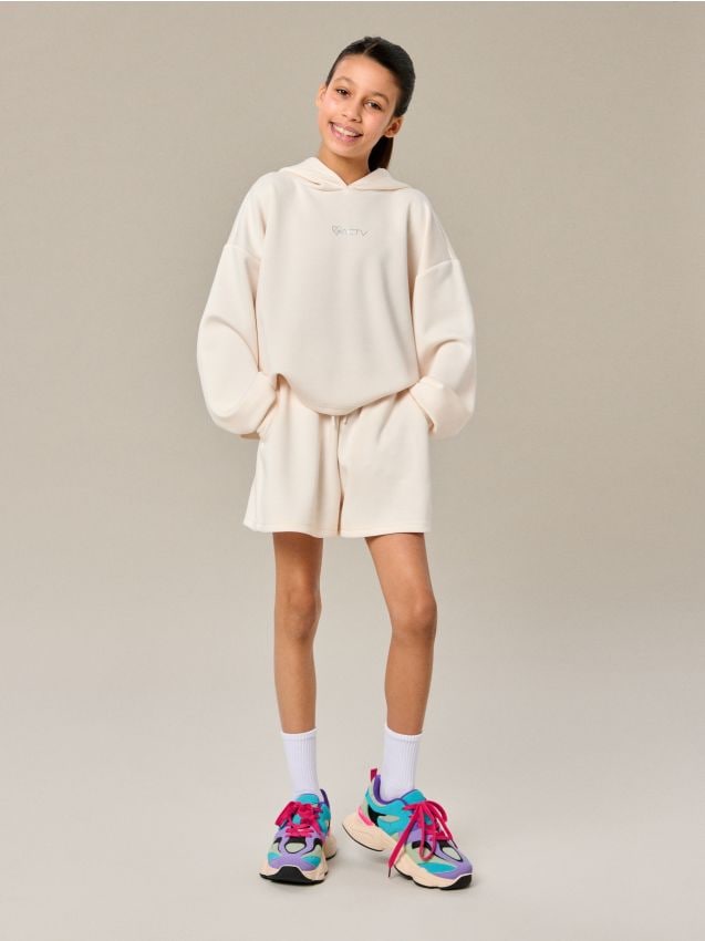 Sinsay - Pantaloni Scurți Lejeri Cu Amestec De Viscoză Active - bej