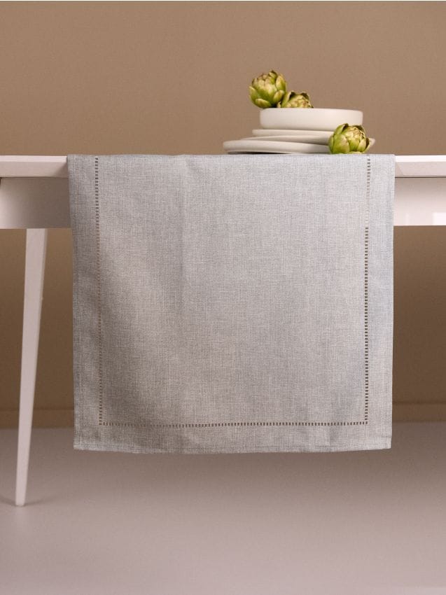 Sinsay - Behúň na stôl - krémová