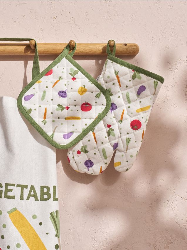 Sinsay - Mănușă de cuptor și suport pentru oale cu motiv de legume - multicolor