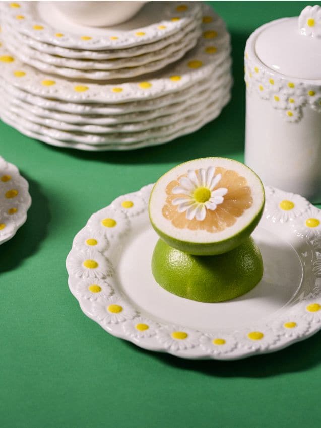 Sinsay - Farfurie din dolomit cu margarete - alb