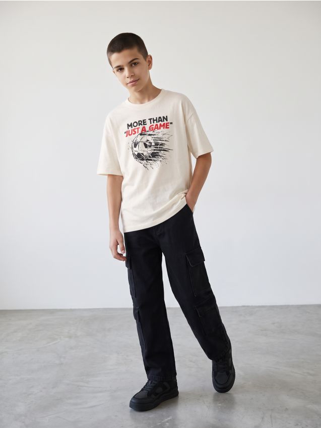 Sinsay - Tricou din bumbac cu motiv de fotbal - crem
