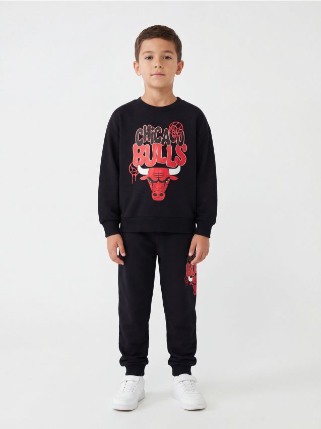 Sinsay - Bluză crewneck cu imprimeu Chicago Bulls NBA - negru