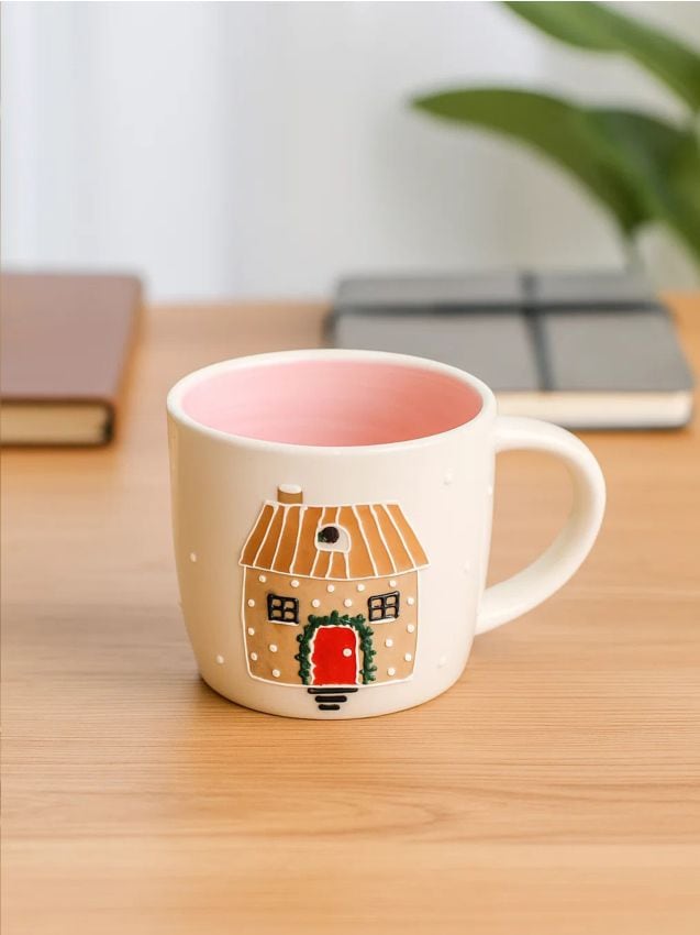 Sinsay - Hrnek s motívom perníkovej chalúpky - biela