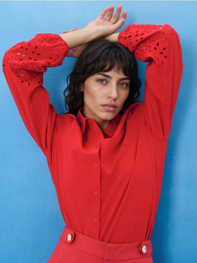 Sinsay - Bawełniana koszula z ażurowym wykończeniem rękawa - czerwony