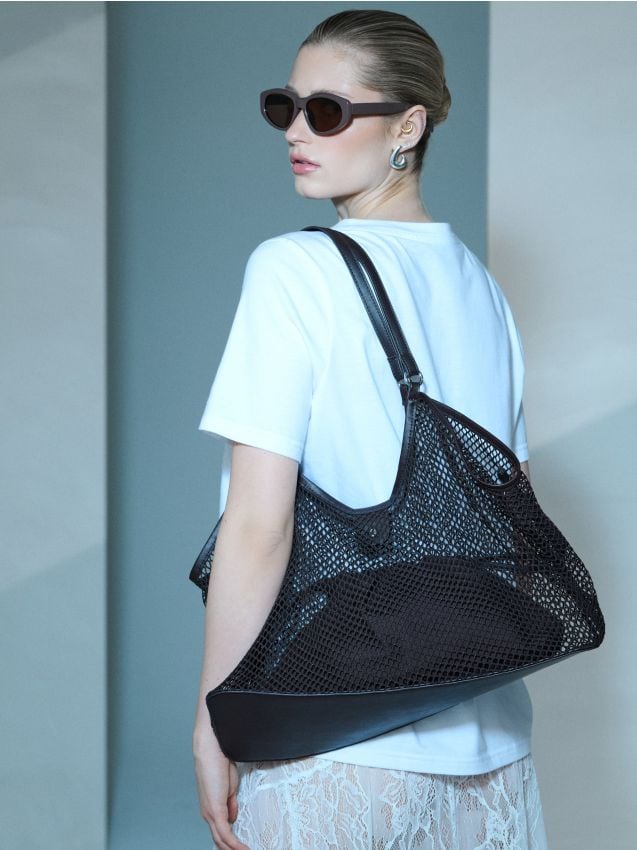 Sinsay - Geantă mare din plasă cu borsetă cosmetică din material - maro-închis