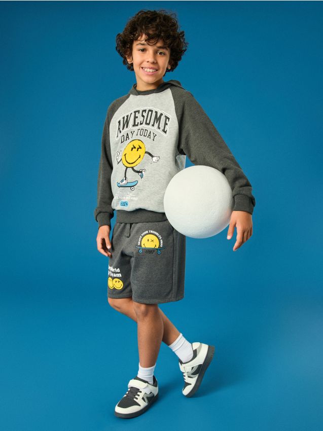 Sinsay - Pantaloni sport scurți SmileyWorld® - gri-închis