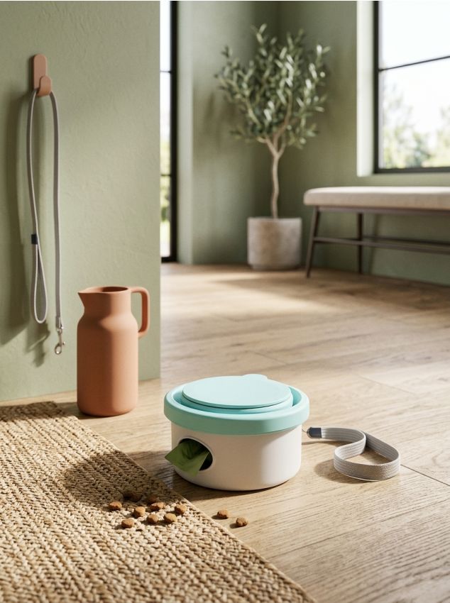 Sinsay - Bol pliabil de călătorie pentru câini cu recipient pentru saci de deșeuri - light blue