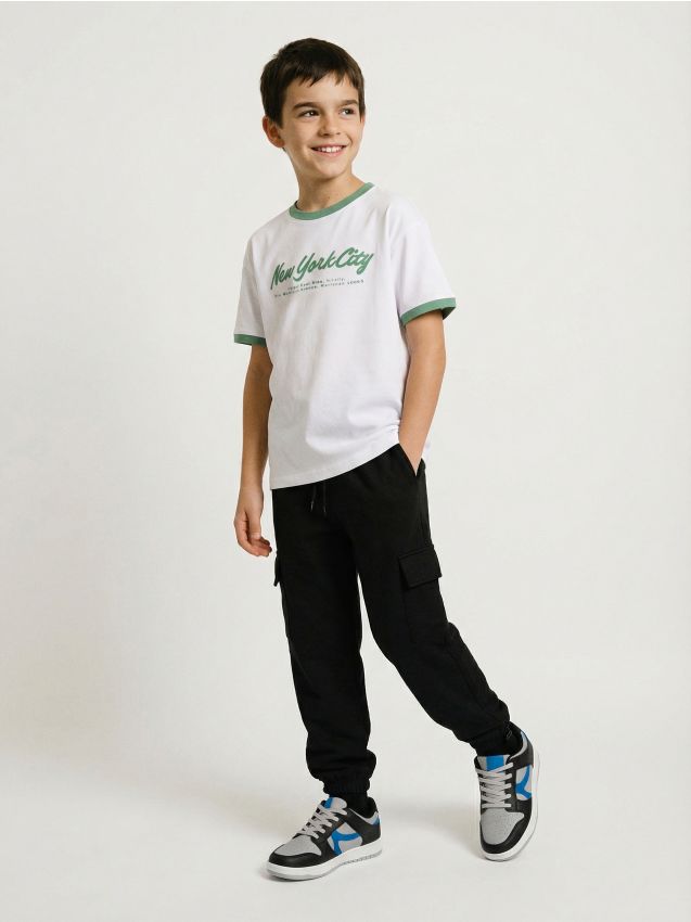 Sinsay - Spodnie straight leg - czarny