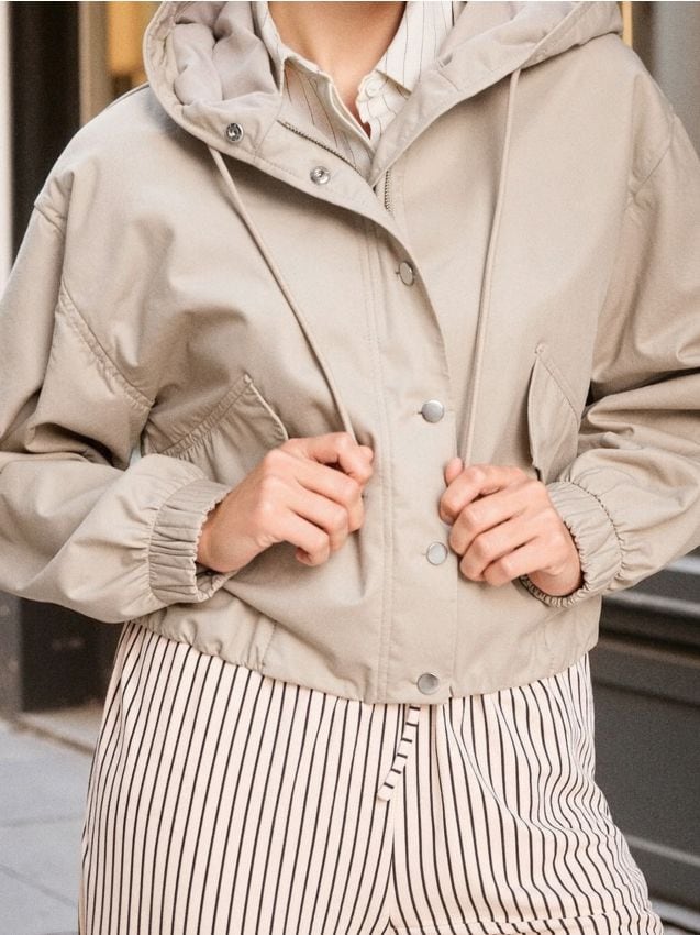 Sinsay - Krátka parka s kapucňou - teplá olivová