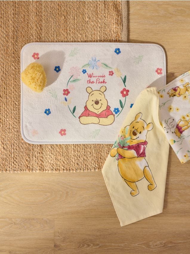 Sinsay - Covoraș de baie Winnie the Pooh - multicolor