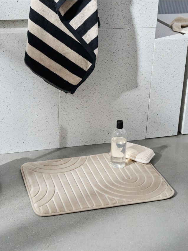 Sinsay - Covoraș de baie cu model geometric - bej