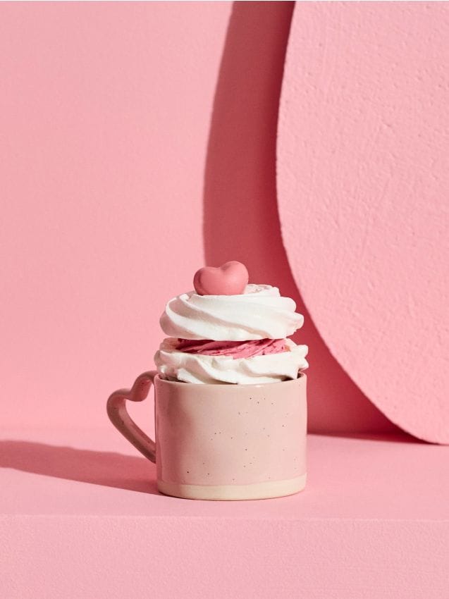 Sinsay - Cană cu mâner în formă de inimioară - roz-pastel