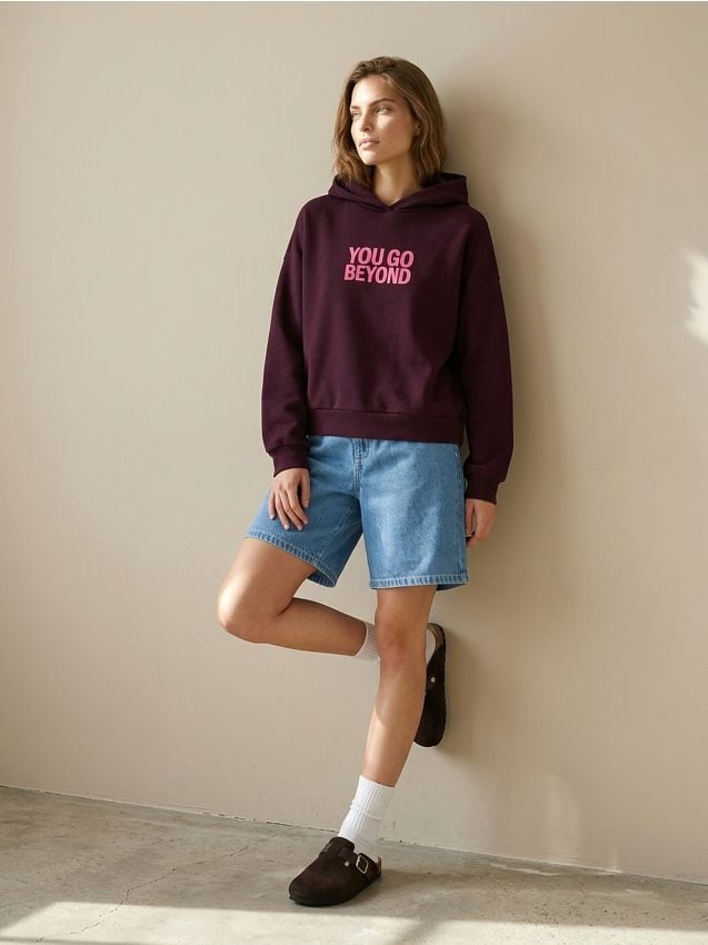 Sinsay - Bluza hoodie z napisem - czerwony